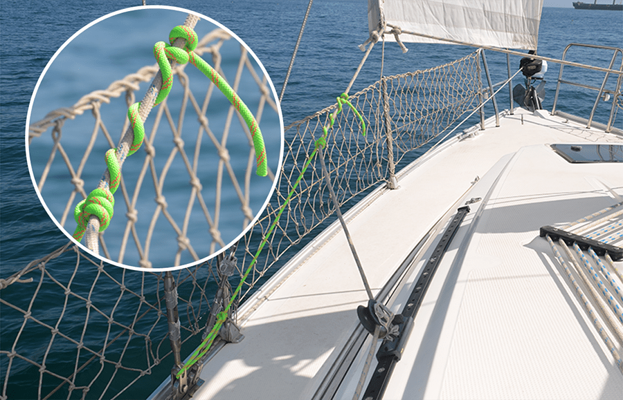 Nudo de abozar ejecutado en navegación real a bordo del Mare Nostrum, bahía de Valparaíso.