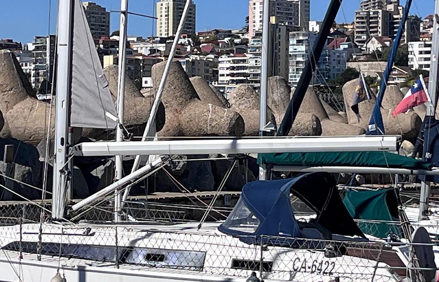 Geometría completa del boom vang en el Mare Nostrum: botavara horizontal y Rodkicker Seldén en diagonal